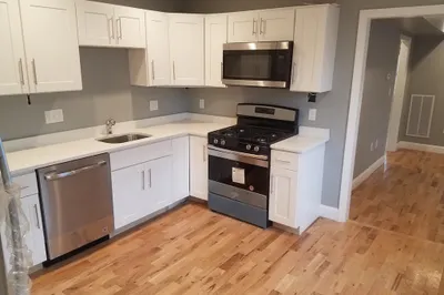 33 Bacon St #33