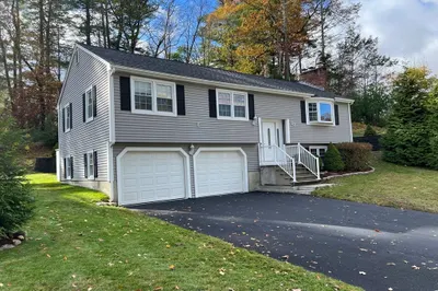 27 Miles Standish Dr #27 1