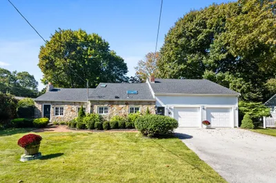 11 Lawson Road