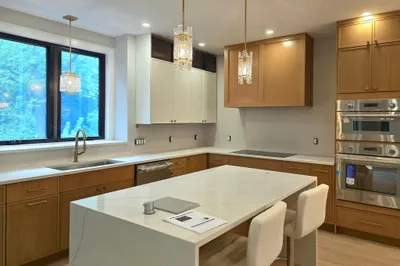 55 Oak Ave 1