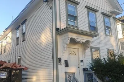 640 Bridge Street 1