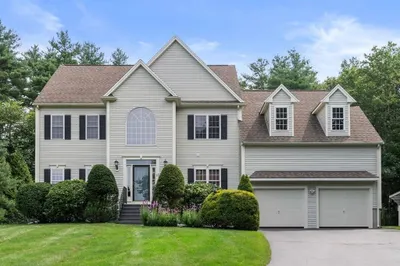 13 Breakneck Hill Rd 1
