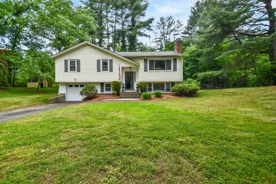 8 Meadowbrook Way 1
