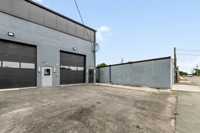 1130 Eastern Ave 1