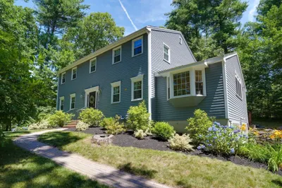 18 Coolidge Cir 1