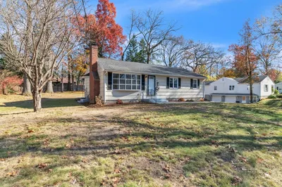 49 Wimbleton Dr