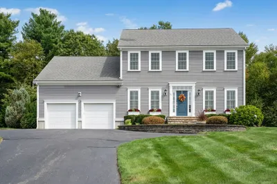 54 High Point Dr 1