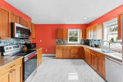 2 Yeaton Pl 1