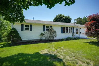 6 Dover Circle 1