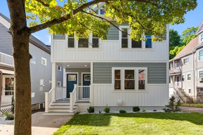 19 Farrington Street #1 1