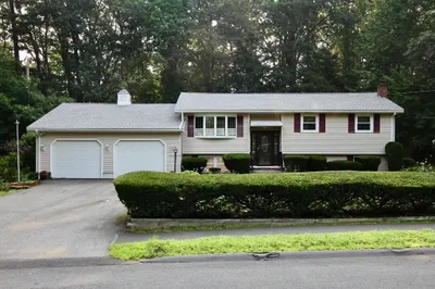 2 Blossom Drive 1