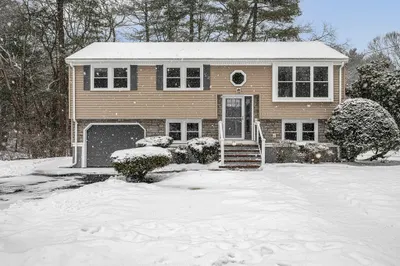 23 Meade Road