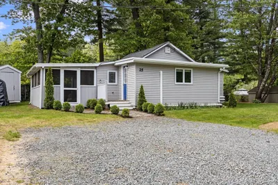 25 Ferndale Ave