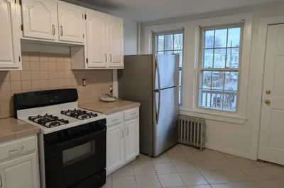 200 Congress Ave #2