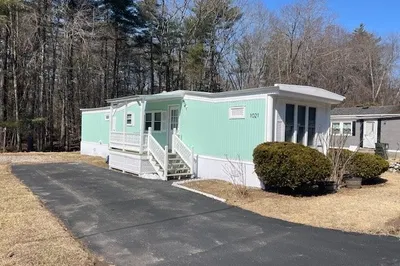 51 Monson Turnpike #1021 1
