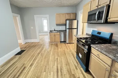 31 Ridgeway Street #1 1
