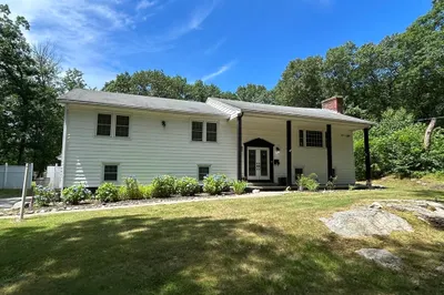 479 Westfield St 1