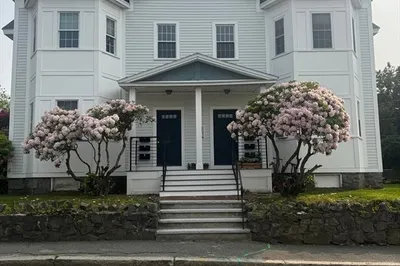 22 Village St #3 1