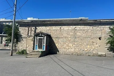 65 Alden St 1