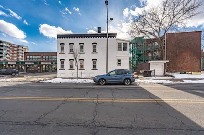 238 Lyman St 1