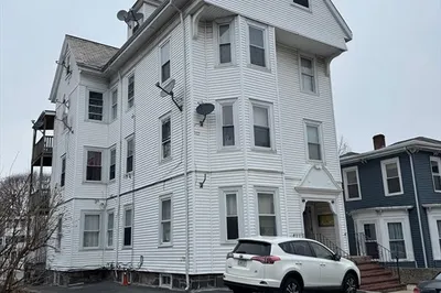 25 Amherst St #4