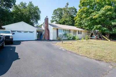 55 Durso Ave