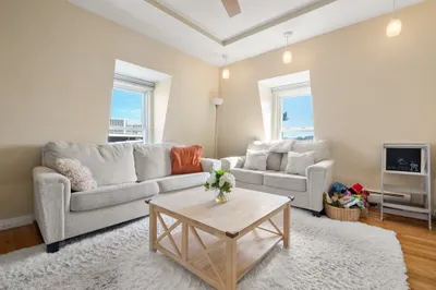 19 Parker St #3