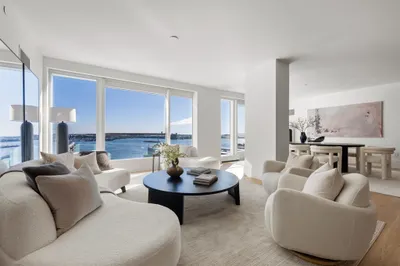 150 Seaport Boulevard #15CD 1