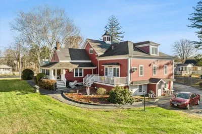 54 Longmeadow Rd