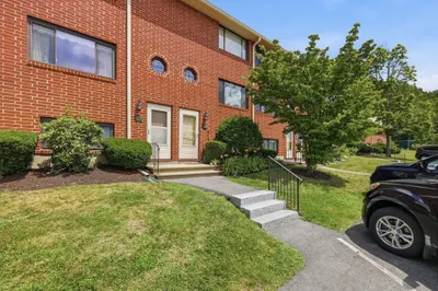 87 Sterling Ln #87