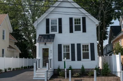 67 Williams Ave