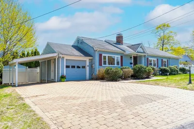 12 Longmeadow Rd