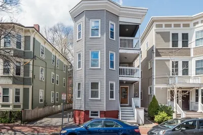 17 Athens St #1