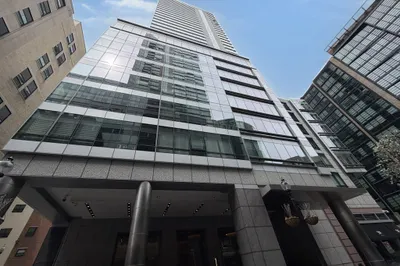 3 Avery St #608