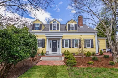 44 Russell St 1
