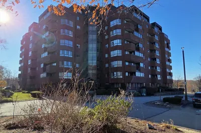 200 Burkhall St #102