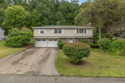 25 Lanewood Ave