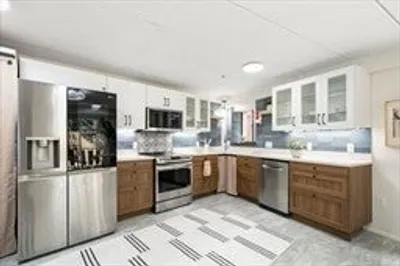 54 Concord Ave #102