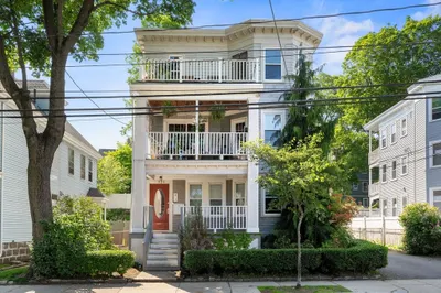121 Sycamore Street #3