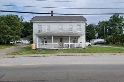 31 W Main St 1
