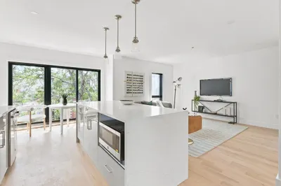 44 Cottage Street #2
