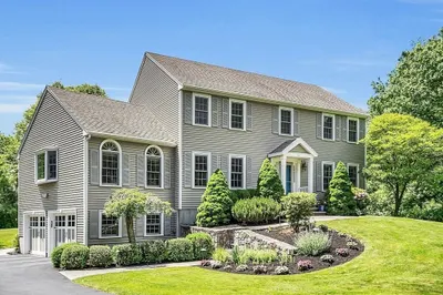 110 Fuller Rd