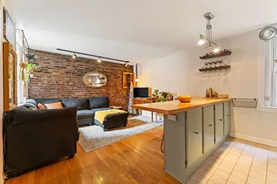 10 Henchman St #2R