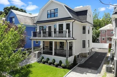 38 Powder House Blvd #1 1