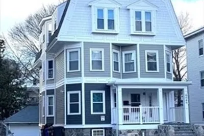 4045 Washintong St #3 1