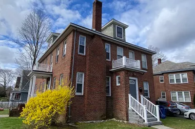 6 Northgate Park