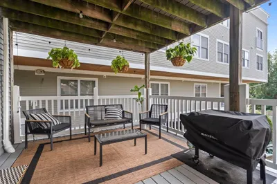 2 Kemp St #1