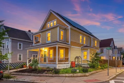 72 Winchester St