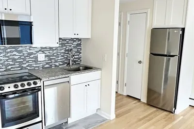 1039 Commonwealth Ave #34