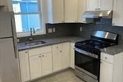 217 Washington St #1L